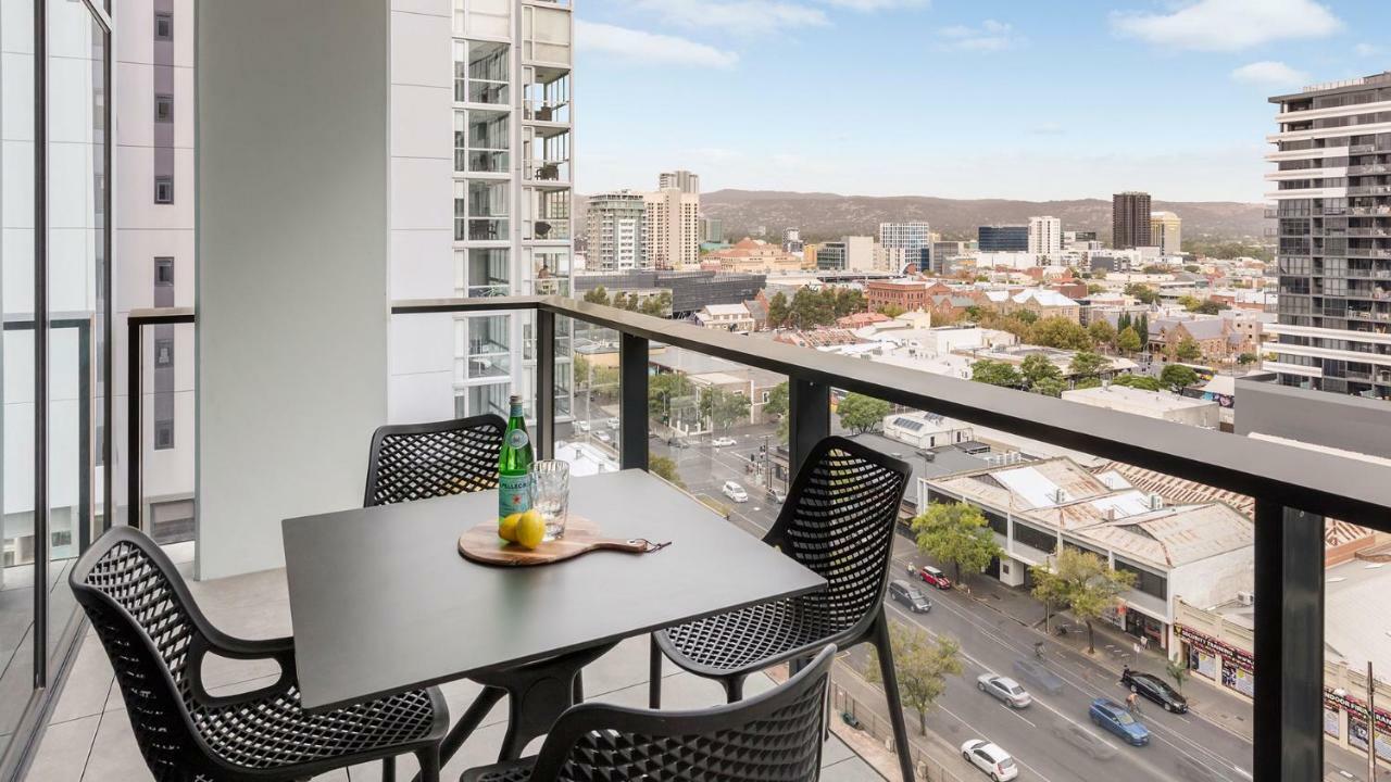 Avani Adelaide Residences Esterno foto