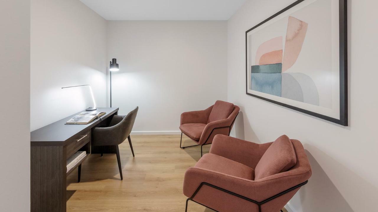 Avani Adelaide Residences Esterno foto