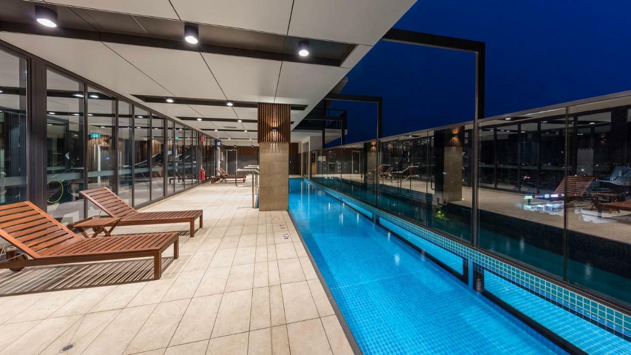 Avani Adelaide Residences Esterno foto